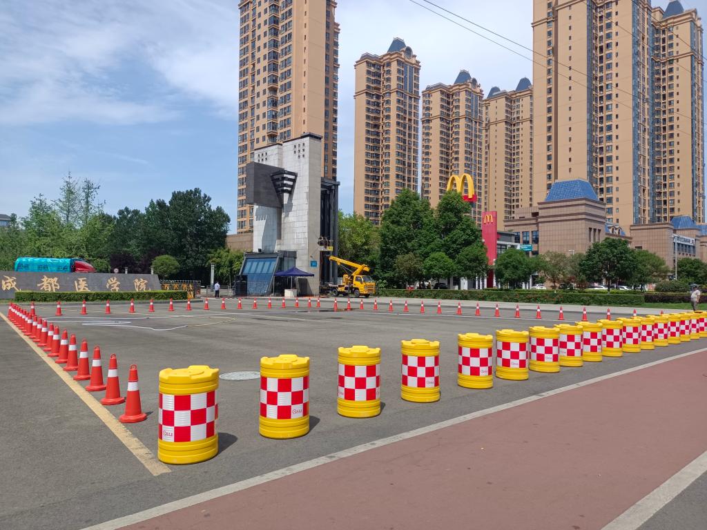 http://news.cmc.edu.cn/__local/3/FF/0C/6E381A1B9B7437B35BD245BD363_E61AEDC9_238BB.jpg