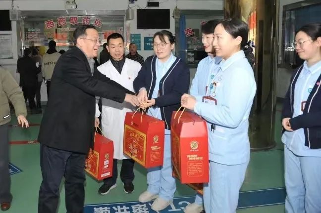 http://news.cmc.edu.cn/__local/7/D6/1A/3078291EFE883EEE459641F1DDA_31998C06_C99E.jpeg
