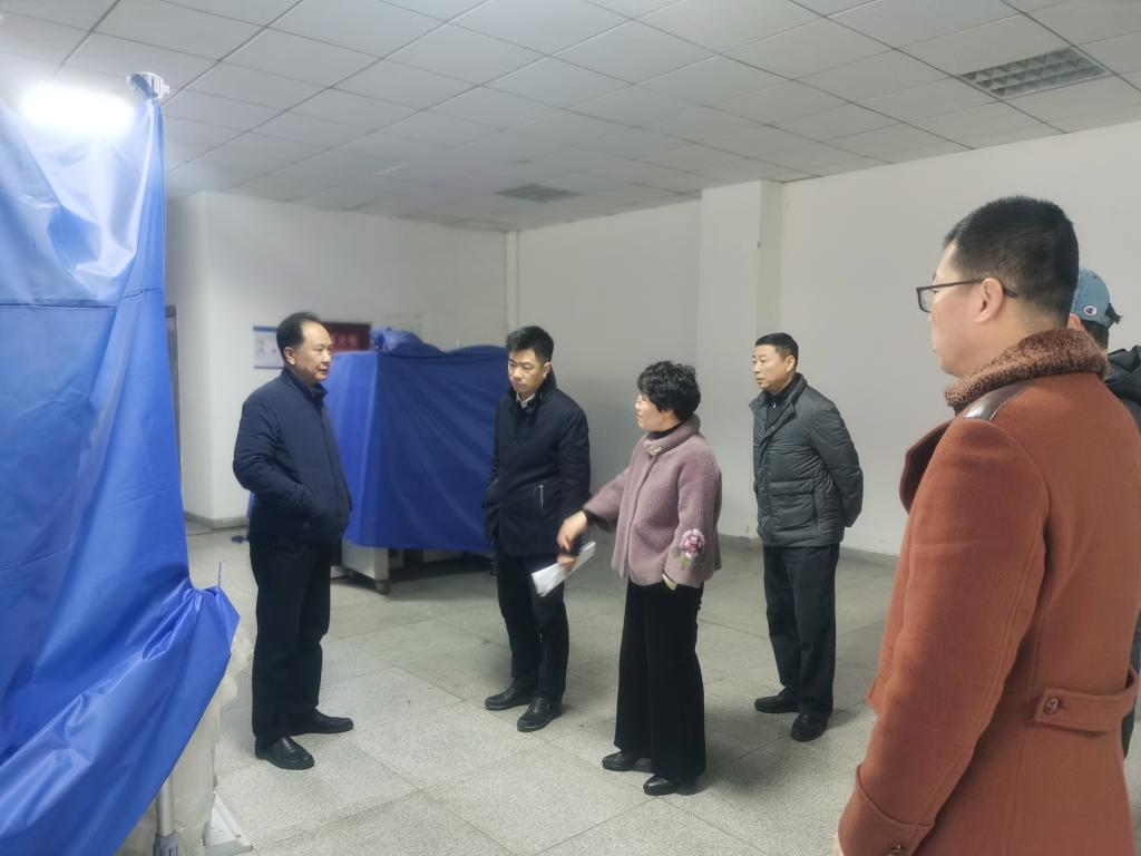 http://news.cmc.edu.cn/__local/E/E2/6E/56039B76451F58586F7ABB08E5C_5D7DF38F_10CF1.jpg